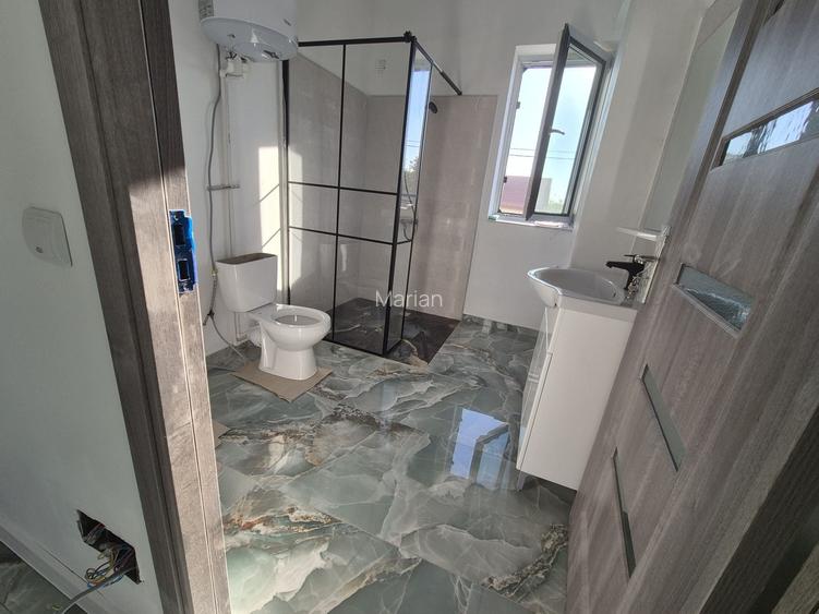Casă cu 3 camere în Olteni