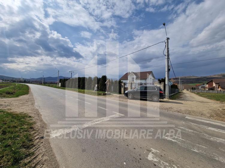 Teren Construcții intravilan de 1020 mp, în Ighiu