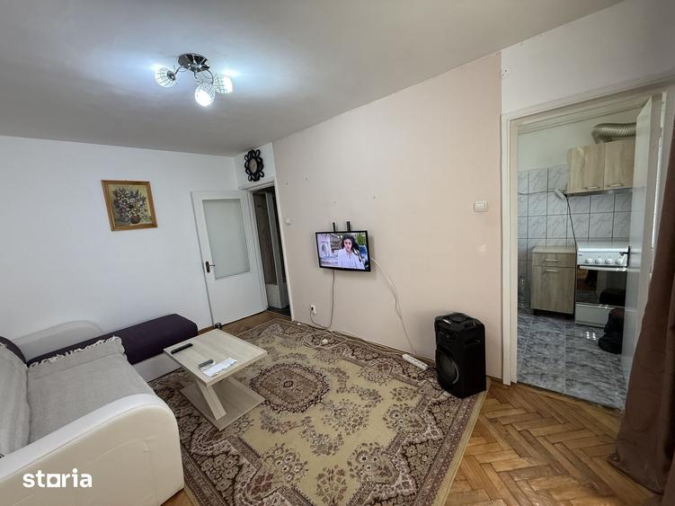 Apartament cu 2 camere nedecomandat în Cornișa
