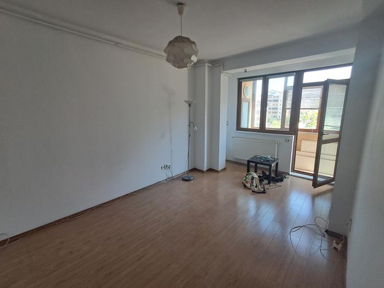Apartament cu 2 camere decomandat în Bragadiru
