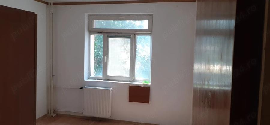 Apartament cu 4 camere semidecomandat în Nicolae Grigorescu