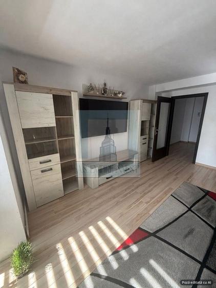 Apartament cu 3 camere decomandat în Astra