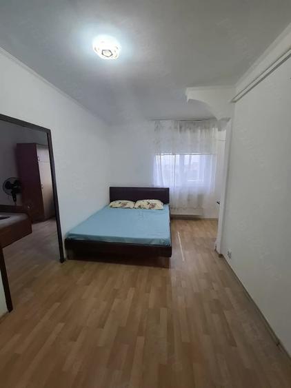 Apartament cu 2 camere semidecomandat în Ostroveni