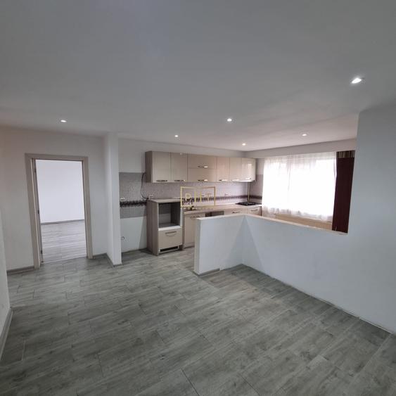 Apartament cu 2 camere semidecomandat în Florești