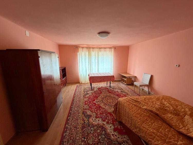 Casă individuală cu 3 camere cu Canalizare în Balomiru de Câmp
