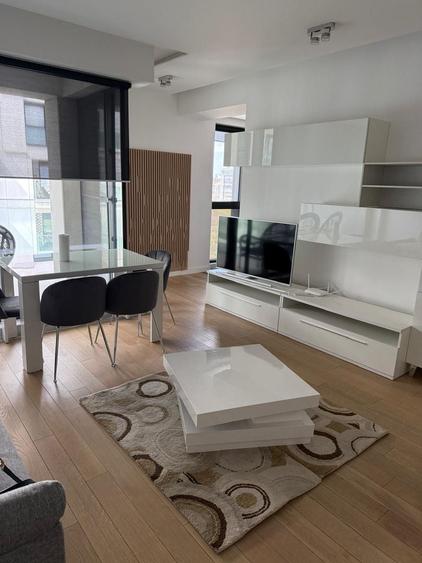 Apartament cu 2 camere semidecomandat, mobilat în Herăstrău