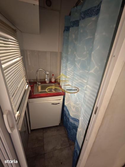 Apartament cu 2 camere decomandat în Letea Veche
