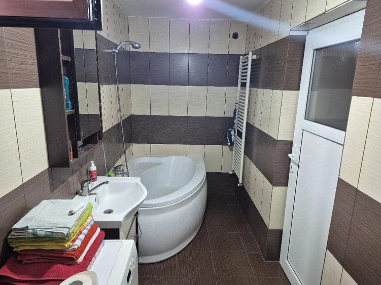 Casă cu 3 camere cu Teren 514 Mp în Central
