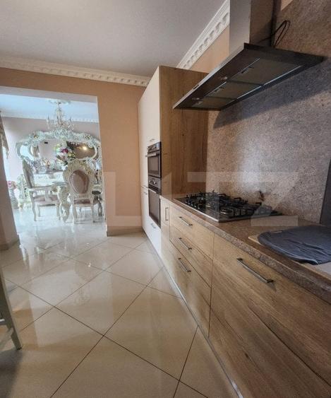 Casă individuală cu 5 camere cu Canalizare în Cristești
