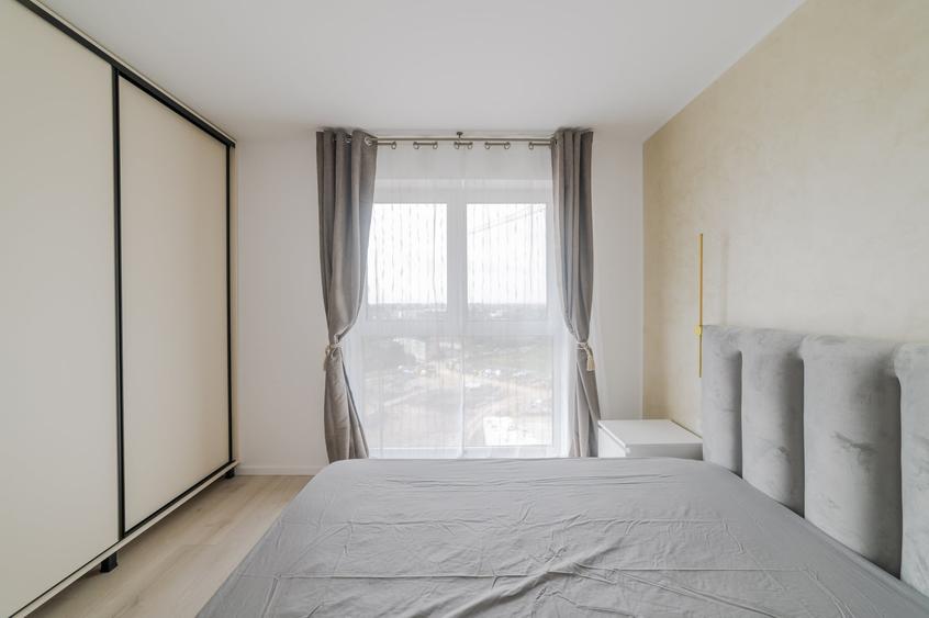 Apartament cu 3 camere semidecomandat, mobilat în Dumbrăvița