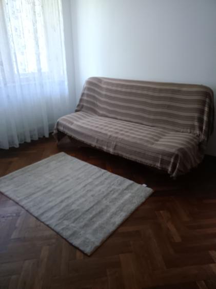 Apartament cu 2 camere semidecomandat în Exterior Sud