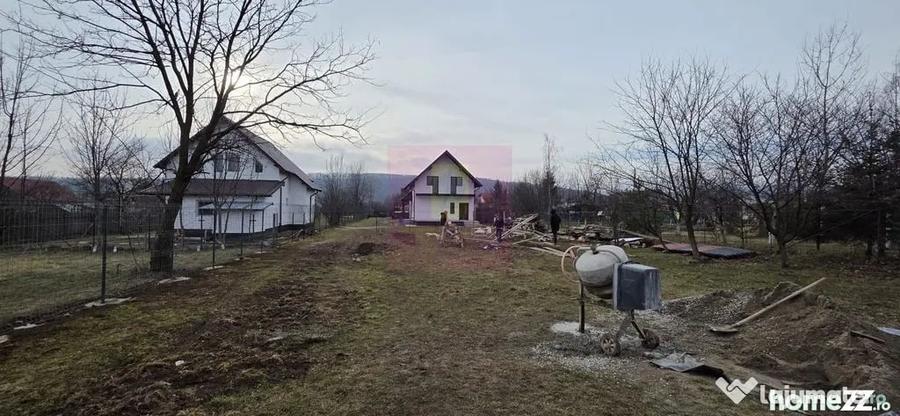 Casă cu 4 camere cu Teren 450 Mp în Brebu
