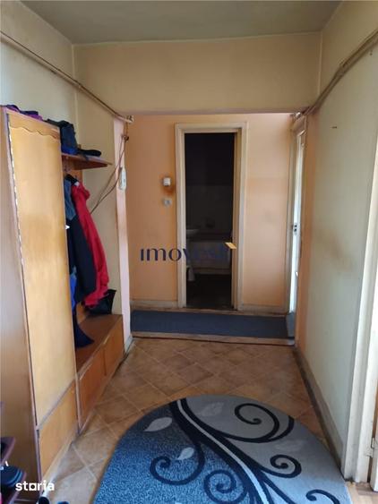 Apartament cu 2 camere decomandat în Careiului