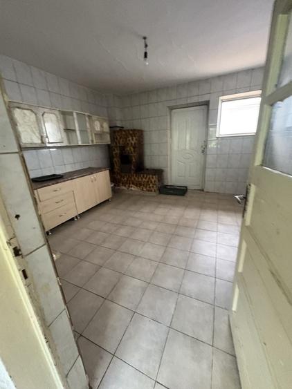 Casă cu 2 camere în Central