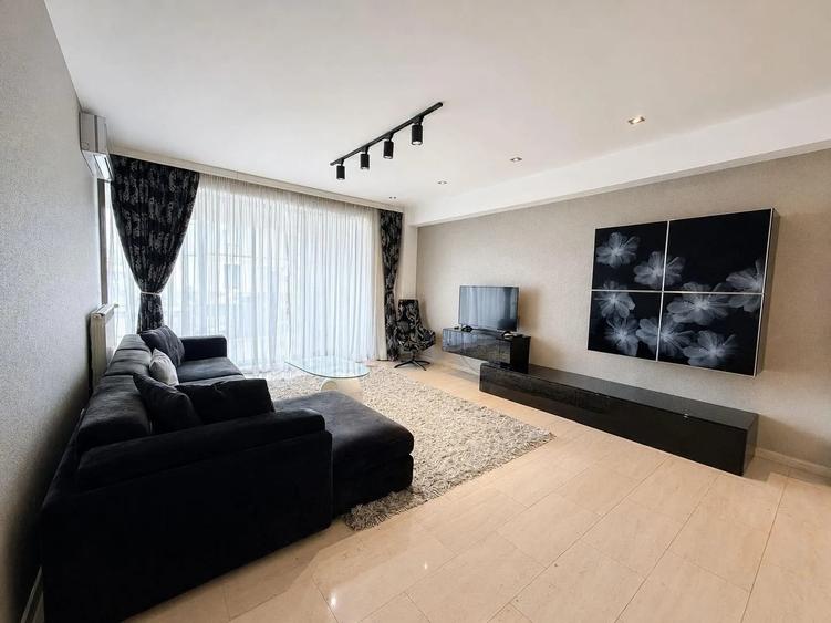 Apartament cu 3 camere nedecomandat, mobilat în Pipera