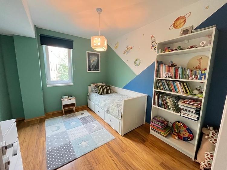 Apartament cu 3 camere, mobilat în Titan