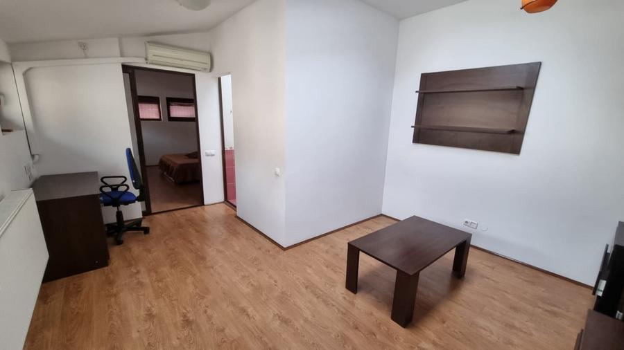 Casă individuală cu 3 camere cu Canalizare în Cișmigiu