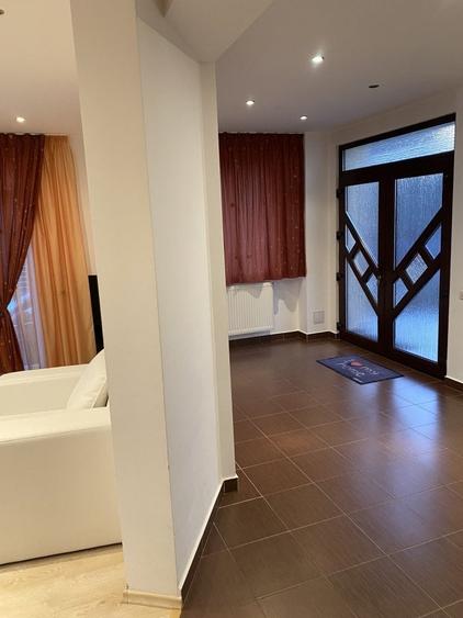 Casă individuală cu 4 camere cu Teren 327 Mp în Brutăriei Neamț