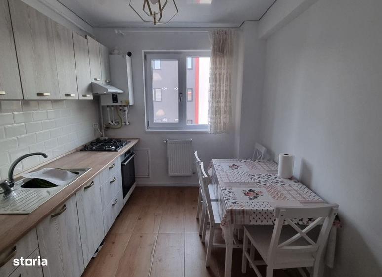 Apartament cu 2 camere decomandat în Bârnova