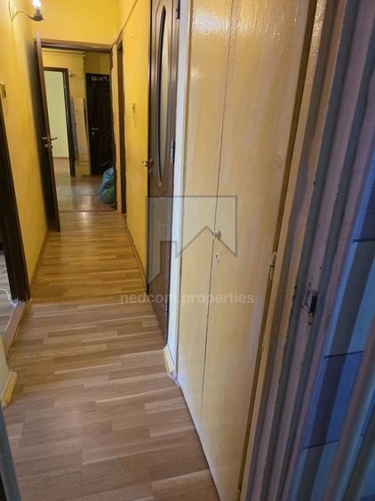 Apartament cu 3 camere decomandat, mobilat în Mărgeanului