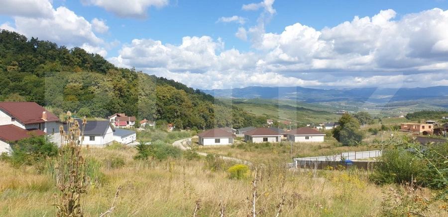 Teren Construcții extravilan de 785 mp, în Nord