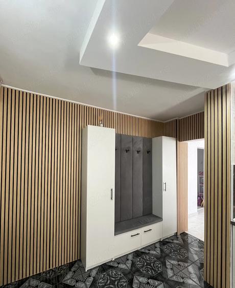 Apartament cu 3 camere decomandat în Lenin Sud