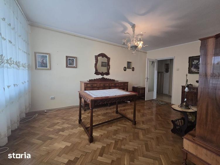 Oportunitate! 3 camere in Zona Centrala 81 mp suprafata totala - 10