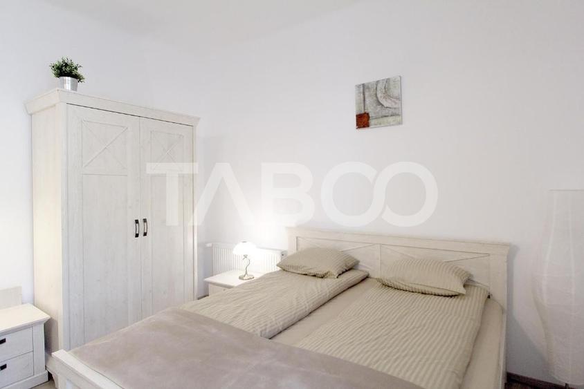 Apartament cu 4 camere decomandat, mobilat în Ultracentral