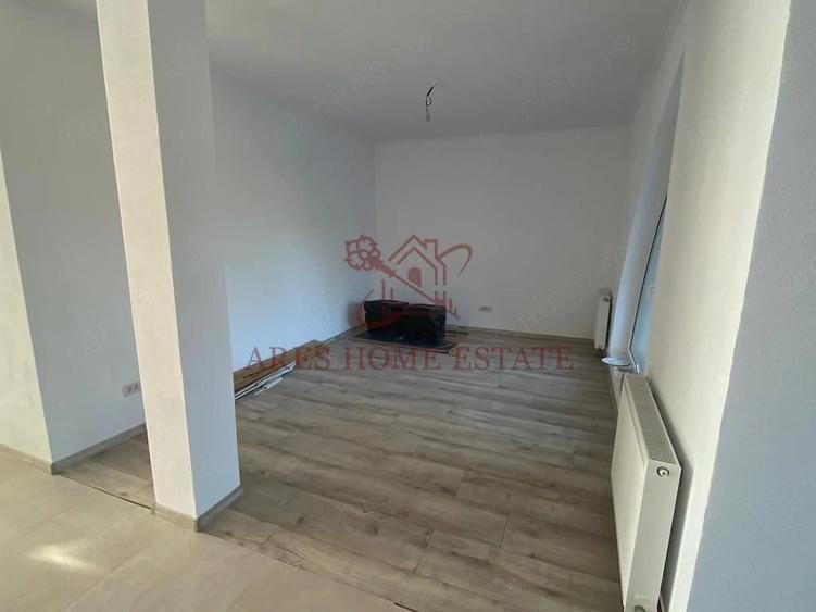 Casă cu 5 camere cu Teren 1000 Mp în Oloșag