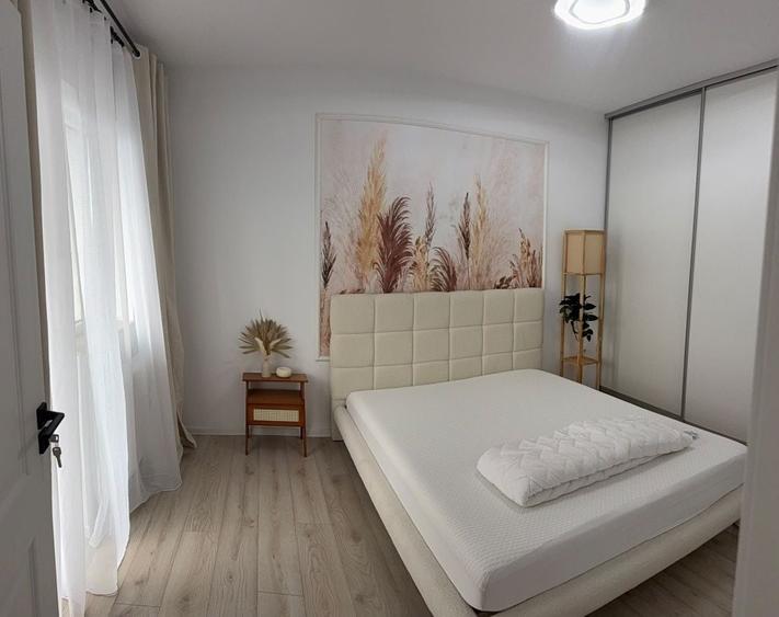 Apartament cu 2 camere decomandat în Florești