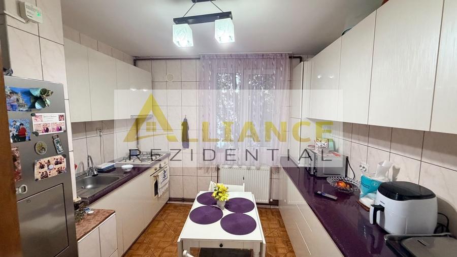 APARTAMENT 3 CAMERE DECOMANDAT | 66,49 MP | CENTRALA PROPRIE | 2 LOCUR - 8