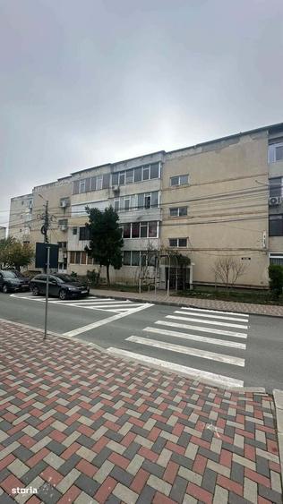 Cernavoda - Str. 9 mai, Apartament cu 3 camere - 69 mp - etaj 3 - 7