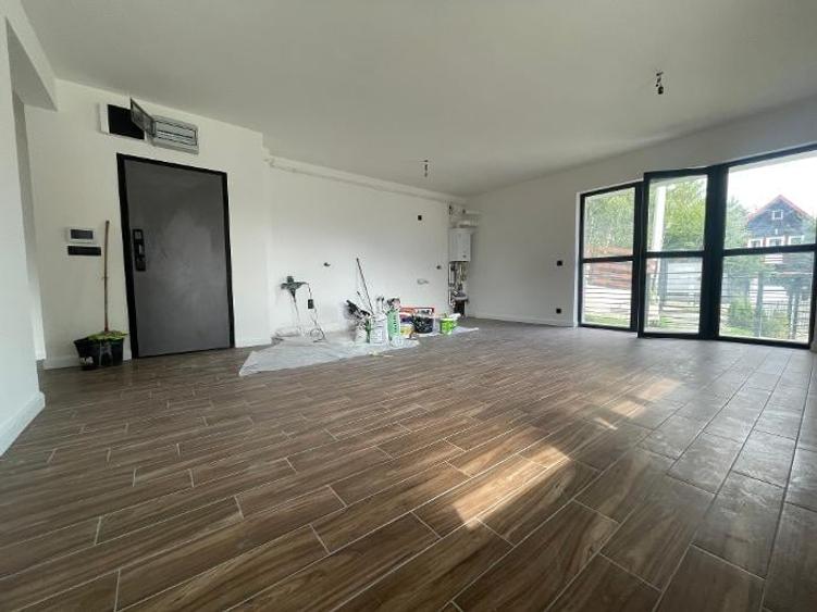 Apartament cu 2 camere semidecomandat în Furnica