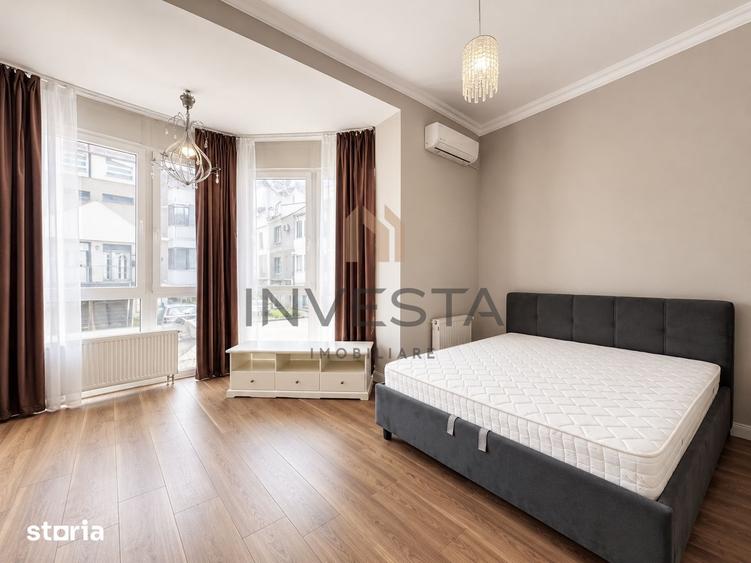 Apartament cu 3 camere semidecomandat, mobilat în Bună Ziua