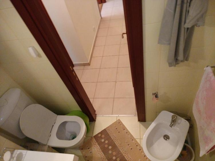 Apartament cu 3 camere decomandat în Drumul Taberei