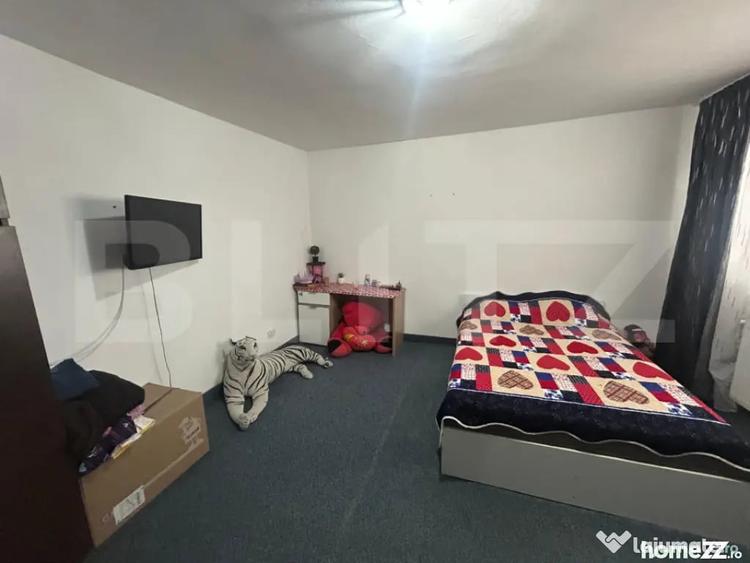 Apartament 3 camere, decomandat, 66 mp, zona Micro 5 - 10