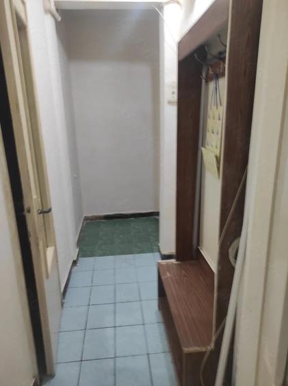 Apartament cu 2 camere nedecomandat în Dacia