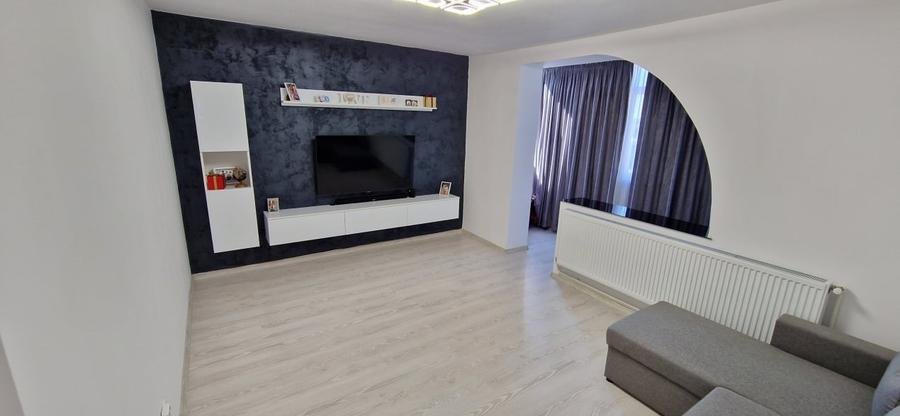 Apartament cu 2 camere decomandat, mobilat în Exterior Est