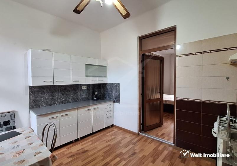 Apartament cu 3 camere semidecomandat, mobilat în Central