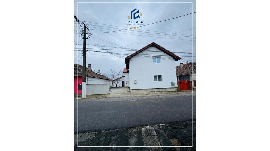 Casă cu 11 camere cu Canalizare în Vladimirescu