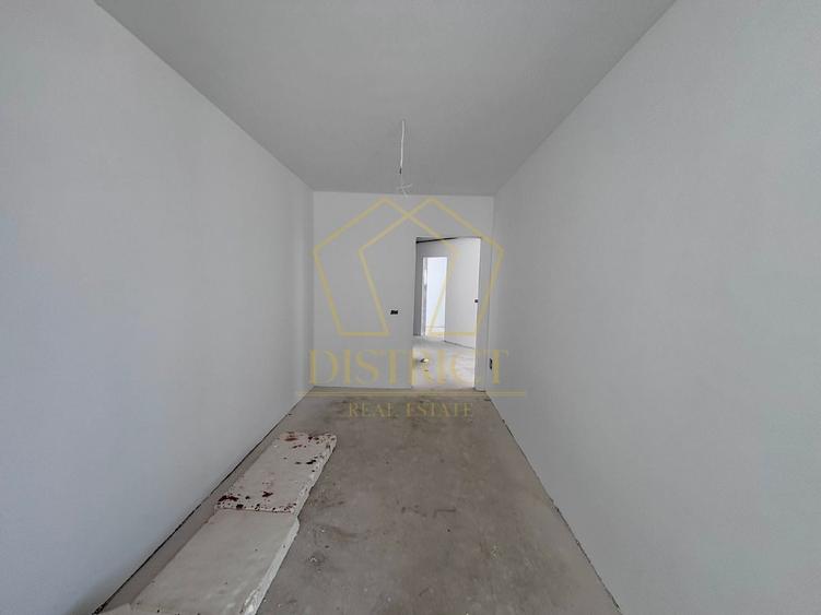 Apartament cu 3 camere decomandat în Torontalului