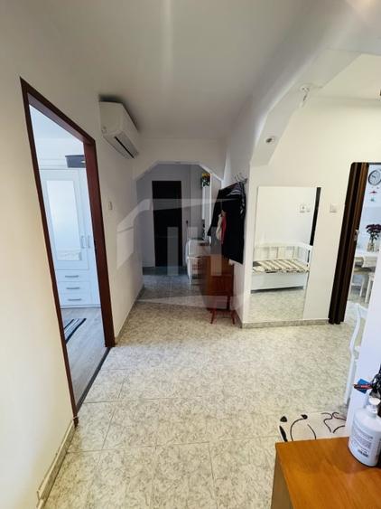 Apartament cu 4 camere decomandat, mobilat în Mărăști