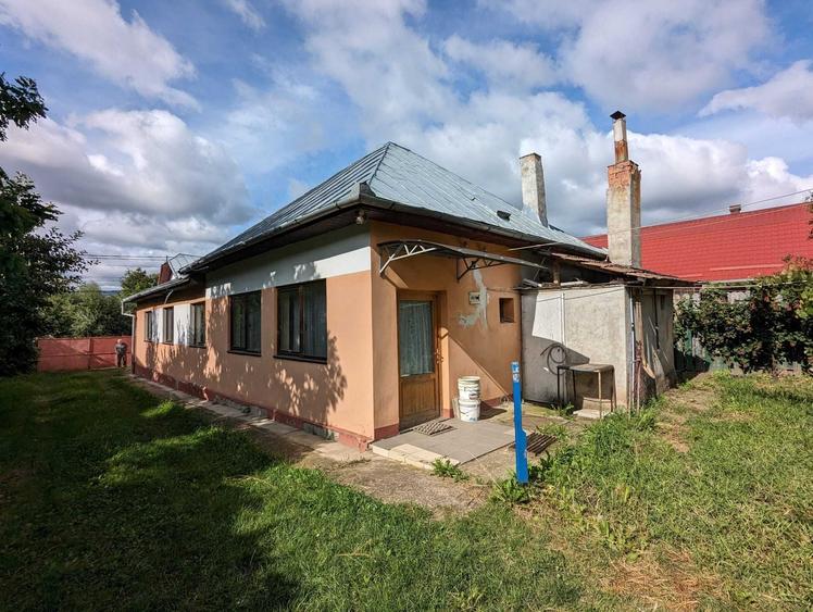 Casă cu 3 camere în Gilău
