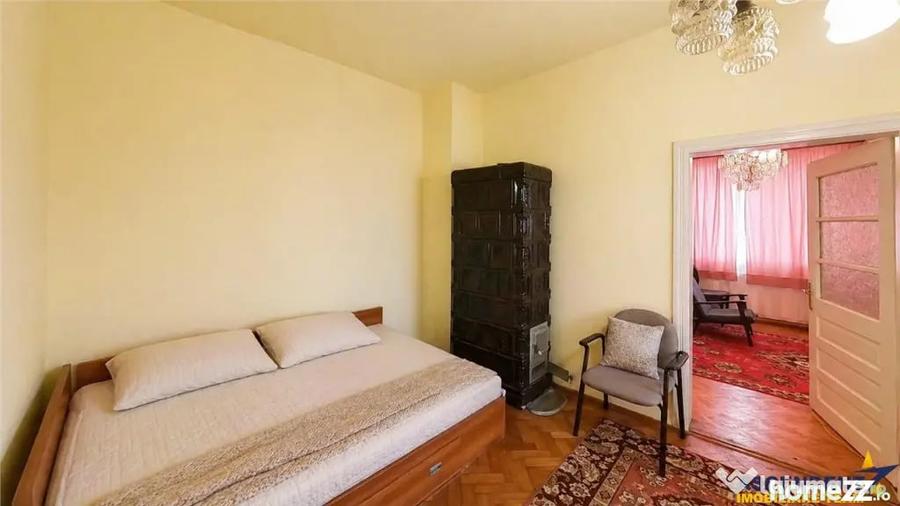 Casă cu 4 camere cu Teren 934 Mp în Central
