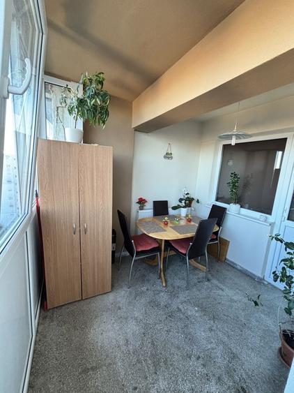 Apartament cu 2 camere decomandat în Mihai Viteazul