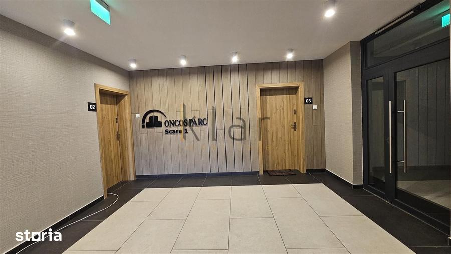 Apartament cu 3 camere semidecomandat în Florești