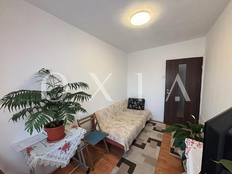 Apartament cu 3 camere semidecomandat în Gheorghe Lazăr