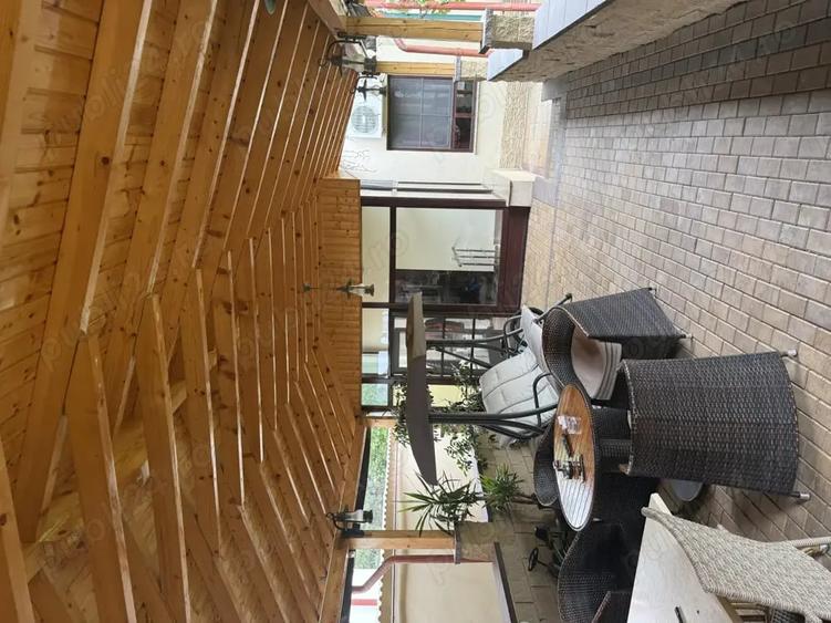 Casă cu 5 camere cu Teren 747 Mp în Urziceni