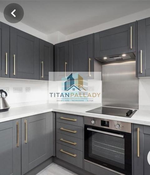 Apartament cu 4 camere decomandat în Titan