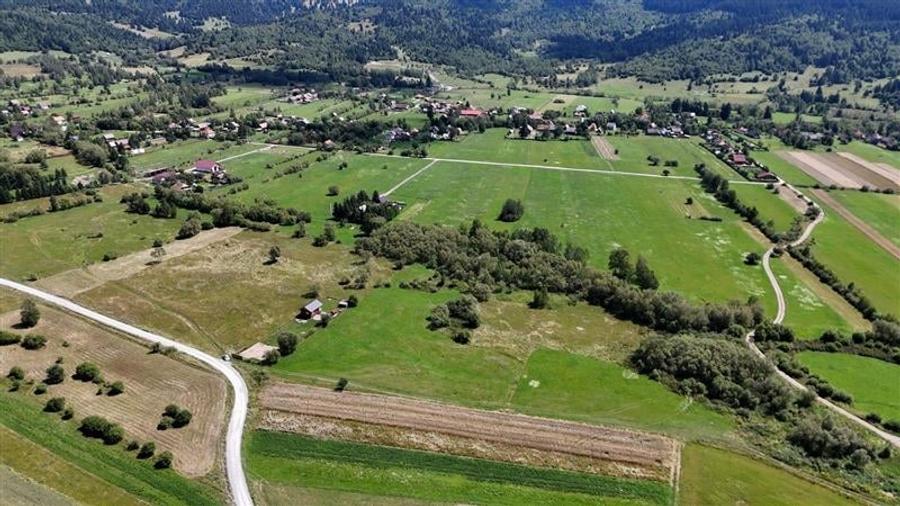 Teren Construcții extravilan de 6600 mp, în Valea Strâmbă